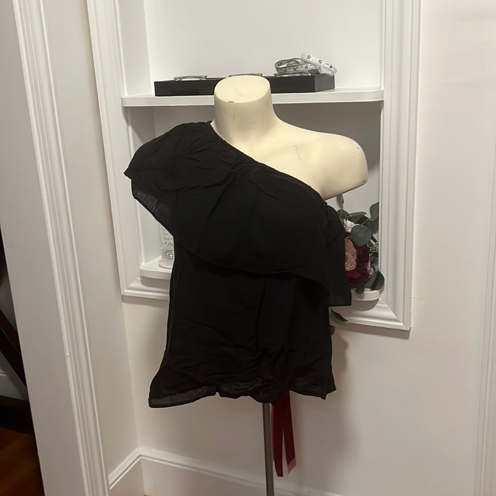 Black size 2 one shoulder women’s top.